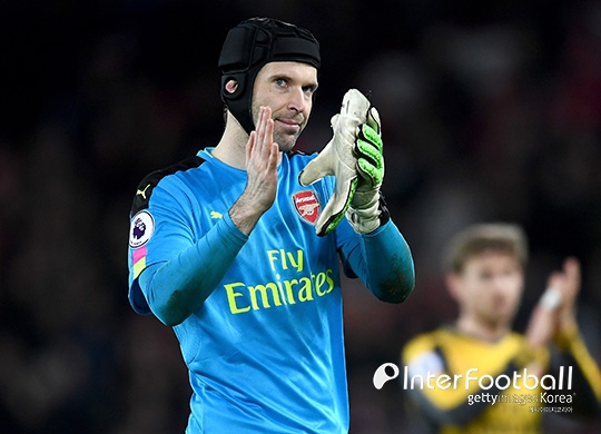 체흐, "20년 만에 UCL 불참? 큰 문제 아니다" 체흐, "20년 만에 UCL 불참? 큰 문제 아니다"