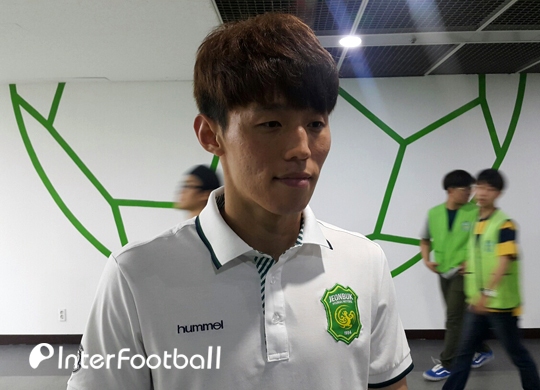 떠나는 김보경, "전북, 내 축구 인생의 반환점" 떠나는 김보경, "전북, 내 축구 인생의 반환점"