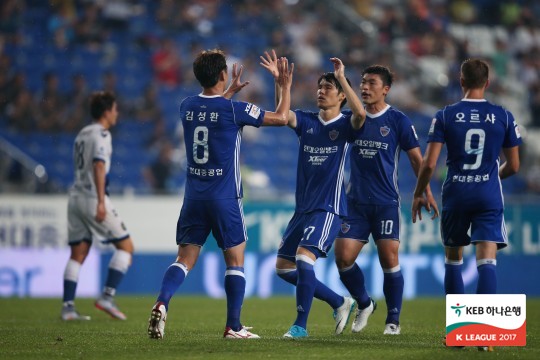 '김성환 PK골' 울산, 인천과 1-1 무승부...4G 무패 '김성환 PK골' 울산, 인천과 1-1 무승부...4G 무패