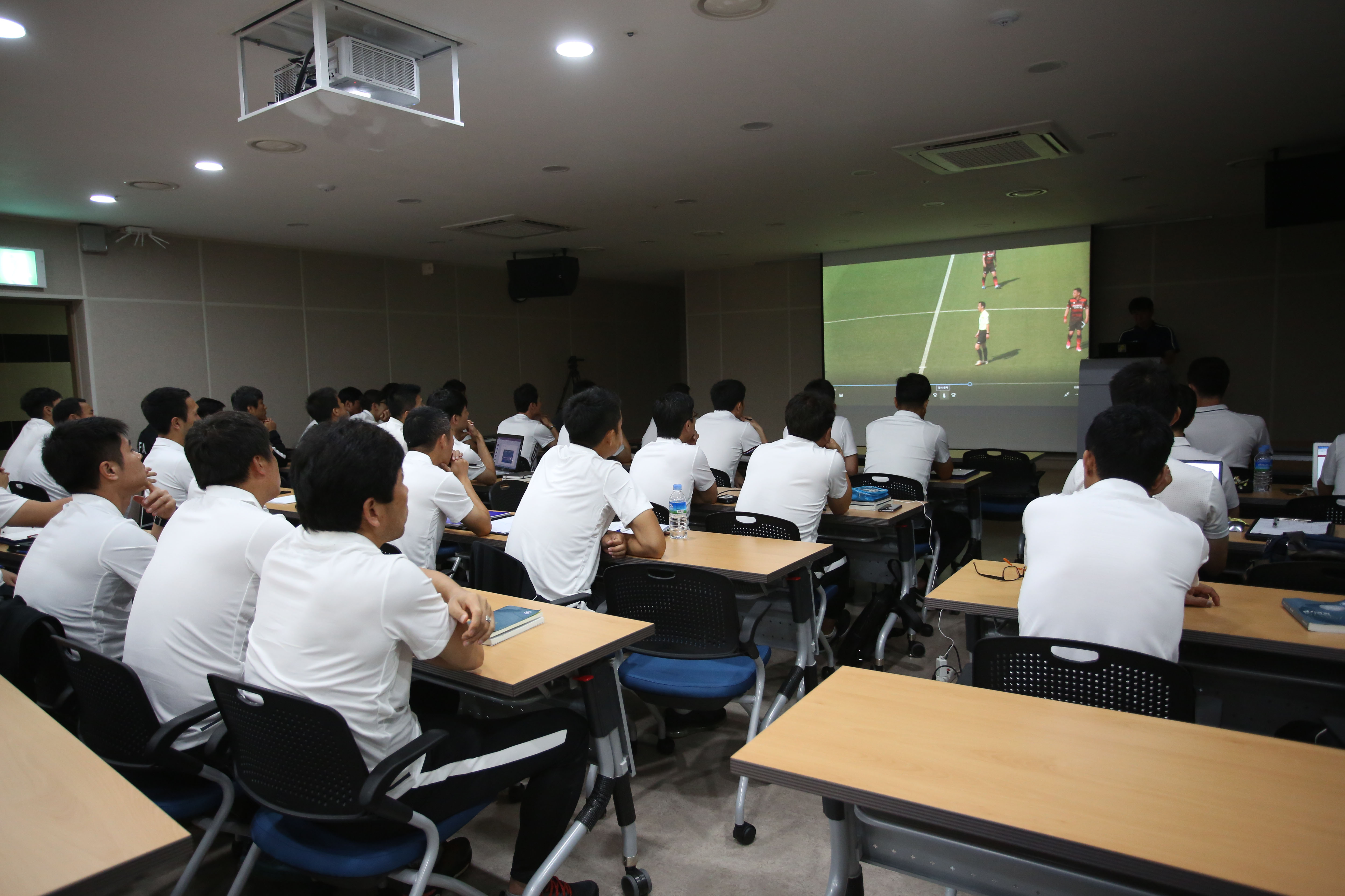 K리그-대한축구협회, 심판 VAR 보수교육 실시 K리그-대한축구협회, 심판 VAR 보수교육 실시