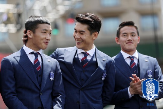 이용, "장거리 이동 피곤, 하지만 앞으로 훈련에 집중" 이용, "장거리 이동 피곤, 하지만 앞으로 훈련에 집중"