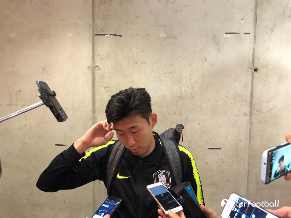 '후반 투입' 손흥민, "전술 혼란 없다, 경기 임하는 자세가 중요" '후반 투입' 손흥민, "전술 혼란 없다, 경기 임하는 자세가 중요"