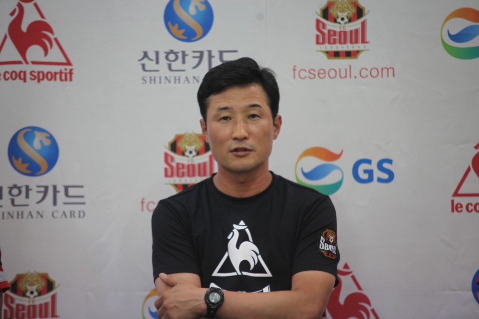 '빡빡한' 8월 앞둔 이을용 대행, "매 경기 간절히 임해야 한다" '빡빡한' 8월 앞둔 이을용 대행, "매 경기 간절히 임해야 한다"